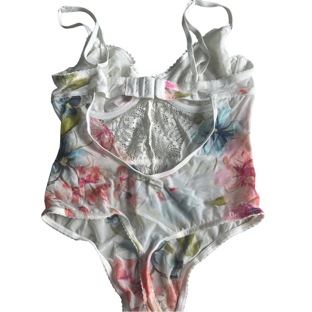 La Vie En Rose Women’s Floral Lace Chemise - White and Multicolor - Picture 5 of 5
